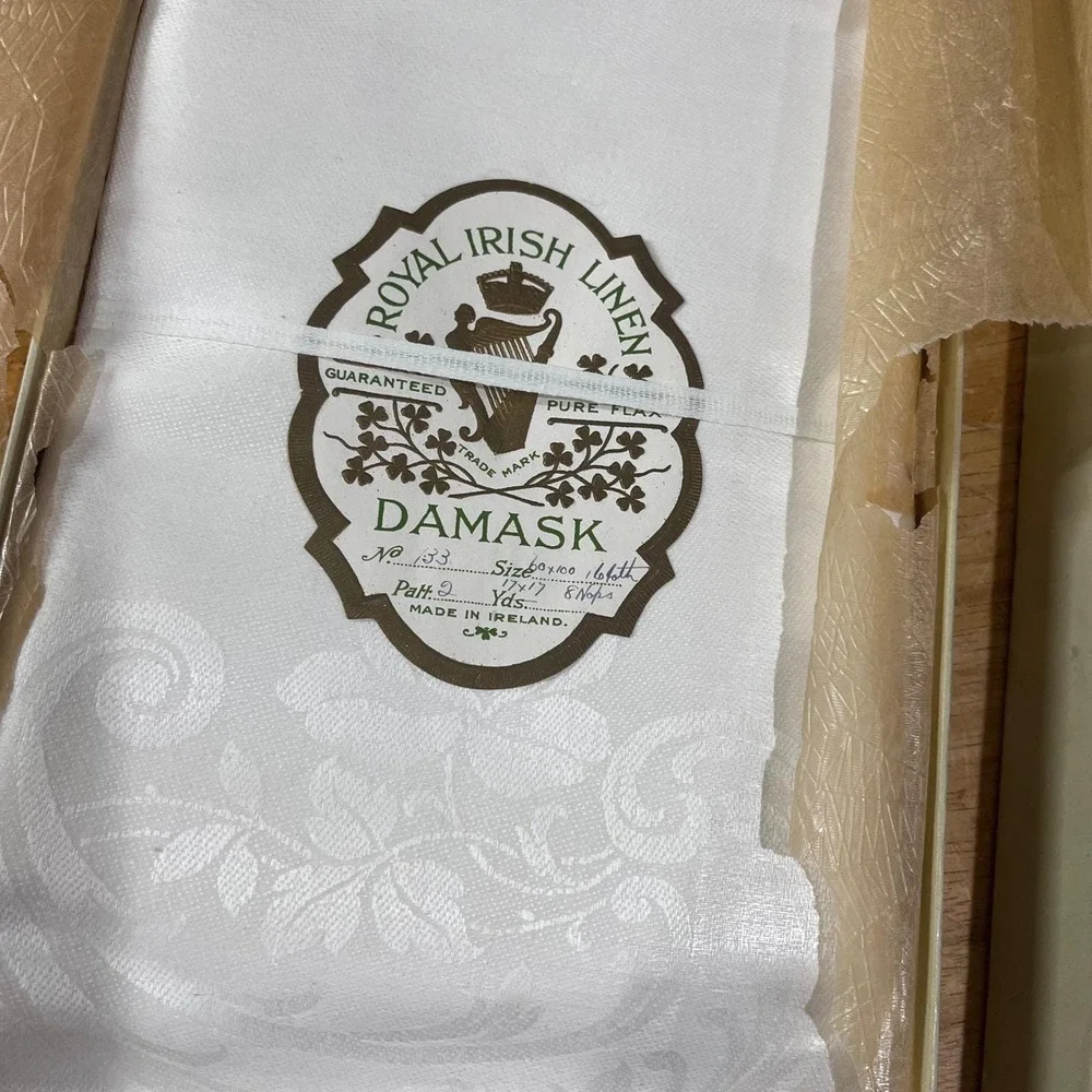 Vtg McBratney Royal Irish Linen Damask Tablecloth‎ 8 Napkins White Floral 60x100